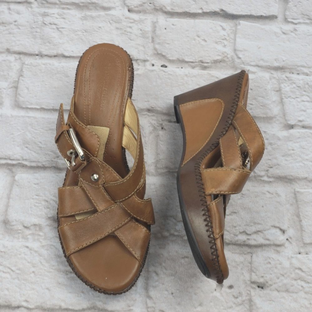 Naturalizer Comfort Women's Brown Leather Wedge - Picture 5 of 11